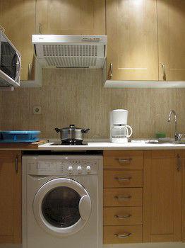 Apartamentos Madrid Hortaleza Экстерьер фото
